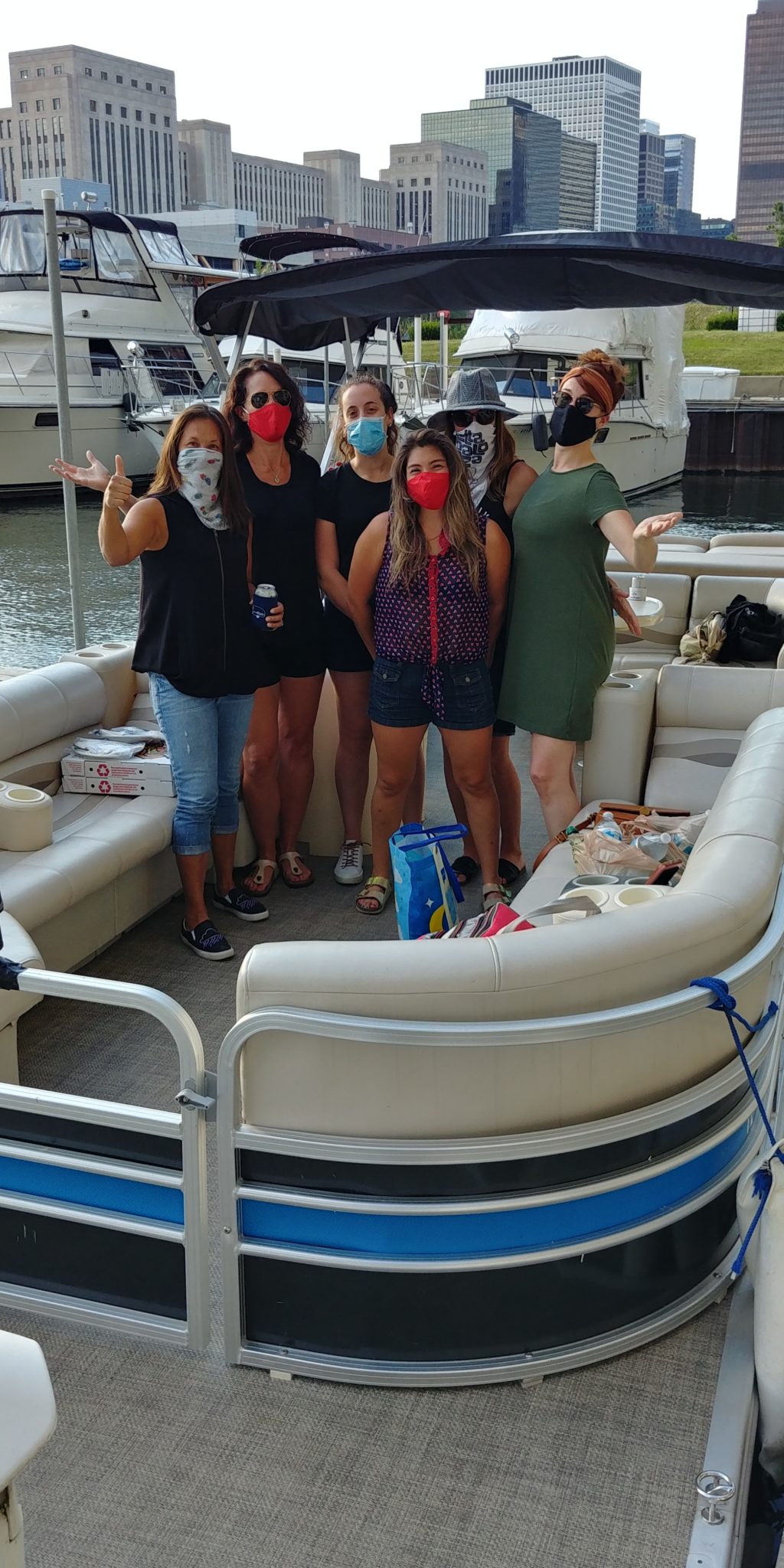 Grandpa Pontoon Rent Chicago Boats